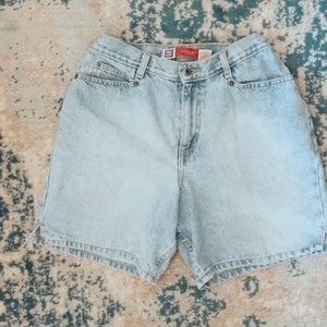 Vintage Mom Shorts